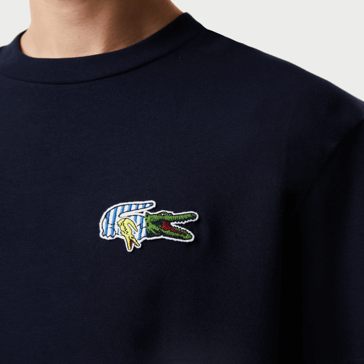 Lacoste camiseta com distintivo de efeito cômico de ajuste relaxado homens azul marinho 166 88BL741 - Image 4