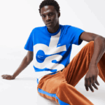 Lacoste camiseta de algodão com letras contrastantes de ajuste regular homens azul k1q 88BL568 - Image 6