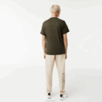 Lacoste camiseta de algodão com letras contrastantes de ajuste regular homens verde caqui s7t 88BL567 - Image 3