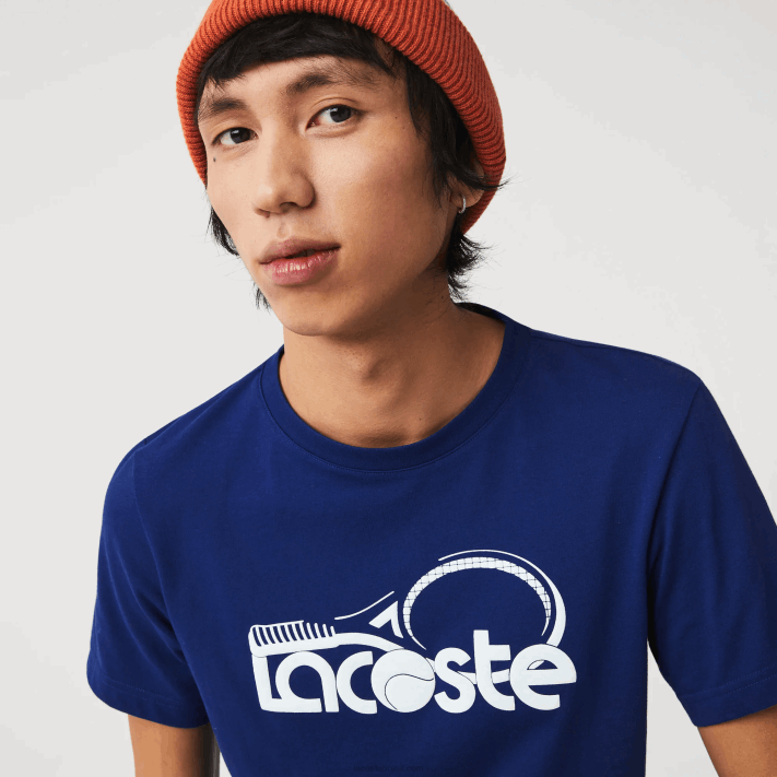 Lacoste camiseta esportiva respirável com estampa de tênis decote careca homens azul branco gtd 88BL794 - Image 1