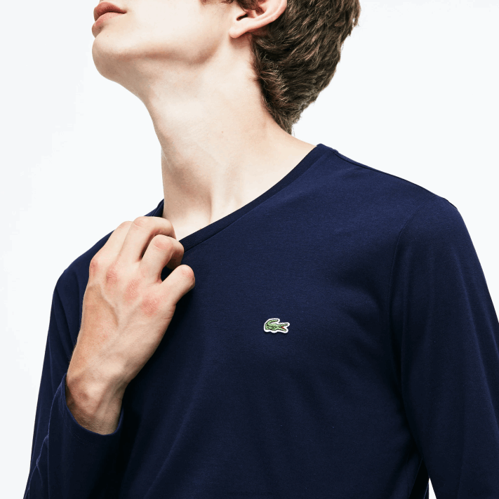 Lacoste camiseta leve de algodão pima com decote em v homens azul marinho 166 88BL674 - Image 5