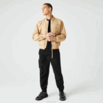 Lacoste jaqueta bomber acolchoada isolada homens bege 02s 88BL1243