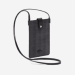 Lacoste bolsa para smartphone em canvas com monograma the blend homens monograma noir gris h45 88BL2037 - Image 4