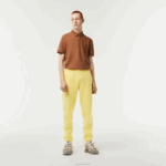 Lacoste calça de moletom de ajuste cônico homens amarelo 107 88BL349